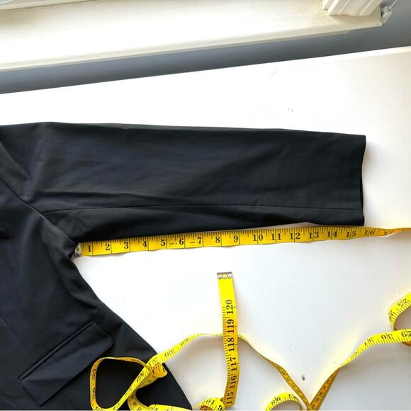 Ann Taylor Black Blazer, Cropped, Waist Length, Size 12P, Petite Jacket - Picture 7 of 10